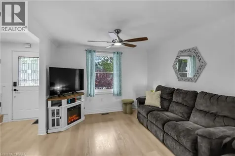 9 Aylmer Street Brantford ON N3S 6J7