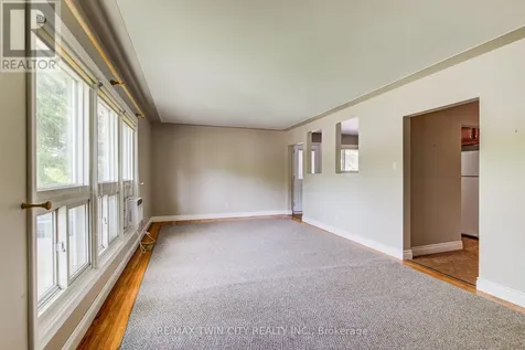 71 Brandon Avenue Kitchener ON N2M 2J2