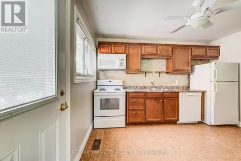 71 Brandon Avenue Kitchener ON N2M 2J2