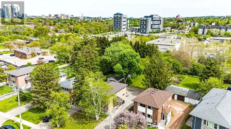 71 Brandon Avenue Kitchener ON N2M 2J2