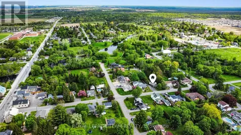 102 Strachan Street Ottawa ON K0A 2Z0