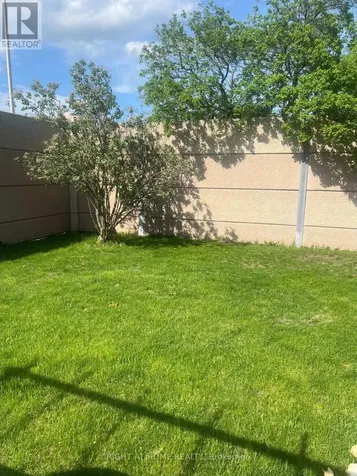 1 Kincardine Drive Ottawa ON K2V 1B4