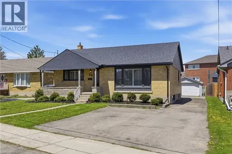 66 Heather Avenue Kitchener ON N2B 1M1