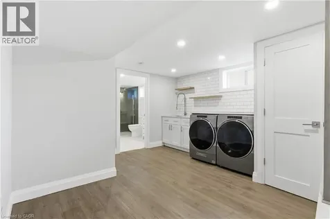 66 Heather Avenue Kitchener ON N2B 1M1