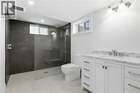 66 Heather Avenue Kitchener ON N2B 1M1