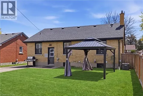 66 Heather Avenue Kitchener ON N2B 1M1