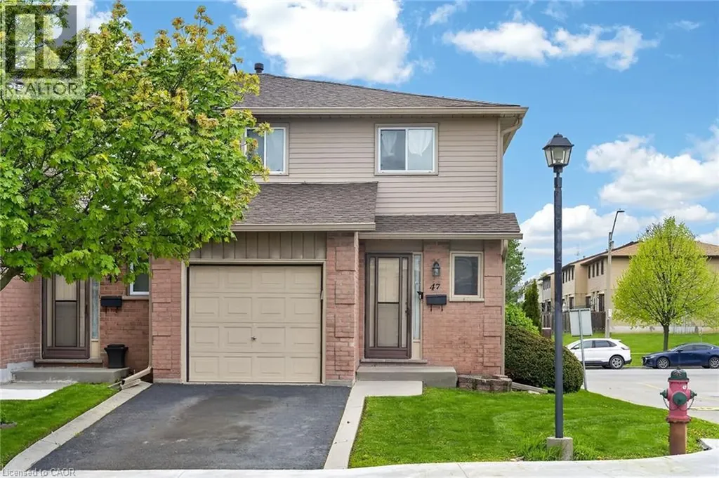 1675 Upper Gage Avenue Hamilton ON L8W 3R8