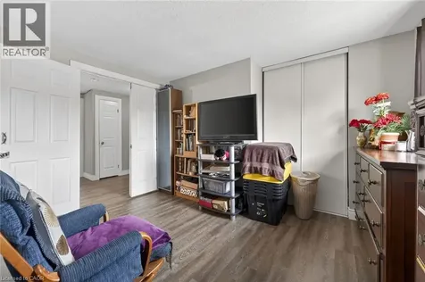 1675 Upper Gage Avenue Hamilton ON L8W 3R8