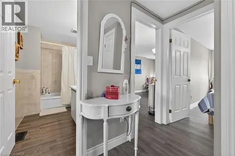 1675 Upper Gage Avenue Hamilton ON L8W 3R8