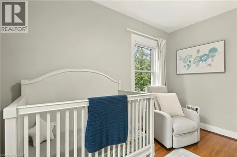 13 Tweedsmuir Avenue Dundas ON L9H 4H6