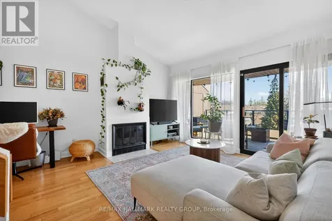 251 Bruyere Street Ottawa ON K1N 5E5