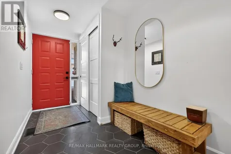 251 Bruyere Street Ottawa ON K1N 5E5