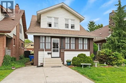 922 Lawrence Road Windsor ON N8Y 3Z8