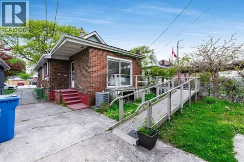 368 South Street Windsor ON N9C 2W5