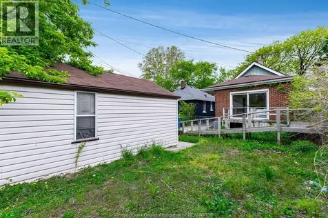 368 South Street Windsor ON N9C 2W5