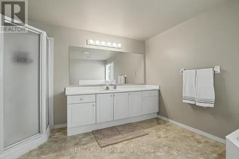 941 Gordon Street Guelph (kortright West) ON N1G 4R9