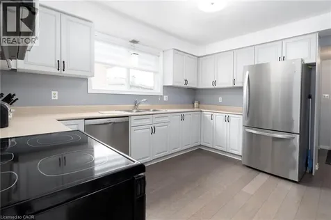 31 Blackfriar Lane Brantford ON N3R 7M2