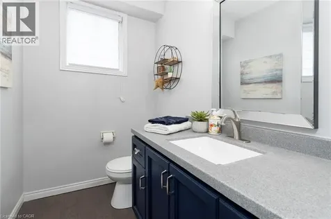 31 Blackfriar Lane Brantford ON N3R 7M2