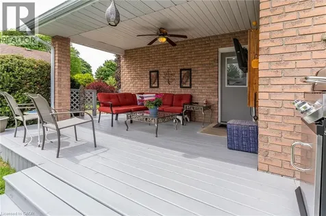 31 Blackfriar Lane Brantford ON N3R 7M2
