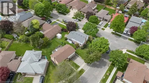 31 Blackfriar Lane Brantford ON N3R 7M2