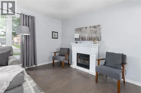 31 Blackfriar Lane Brantford ON N3R 7M2
