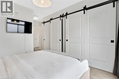 15 Glebe Street Cambridge ON N1S 0C3