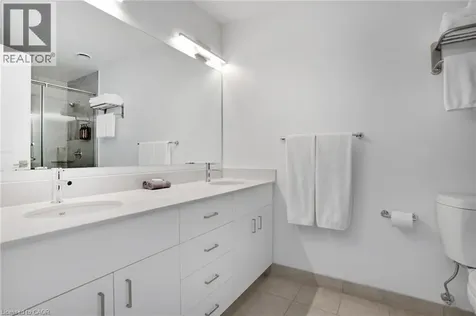 15 Glebe Street Cambridge ON N1S 0C3