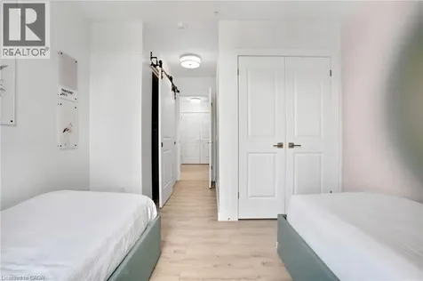 15 Glebe Street Cambridge ON N1S 0C3