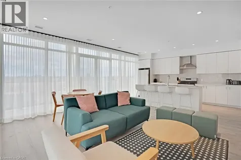 15 Glebe Street Cambridge ON N1S 0C3