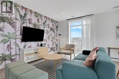 15 Glebe Street Cambridge ON N1S 0C3