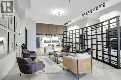 15 Glebe Street Cambridge ON N1S 0C3