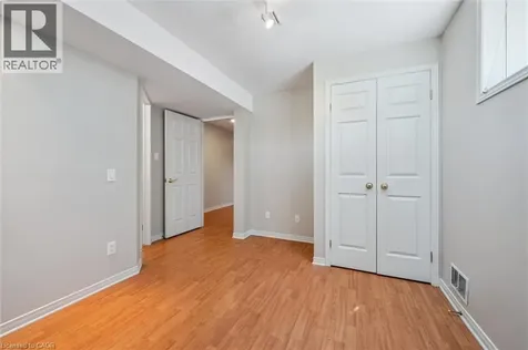 40 Gibbs Crescent Guelph ON N1G 5B7