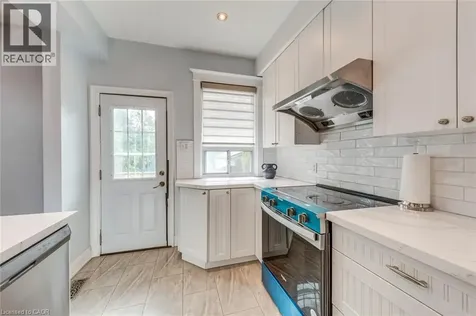 108 Runnymede Road Toronto ON M6S 2Y3