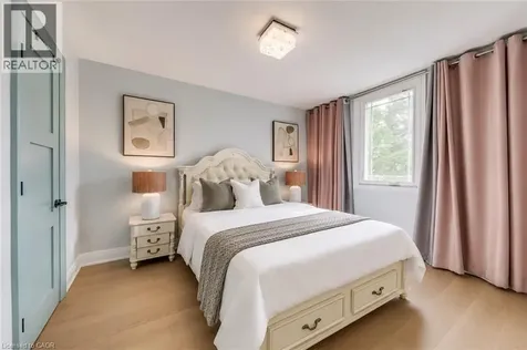 108 Runnymede Road Toronto ON M6S 2Y3