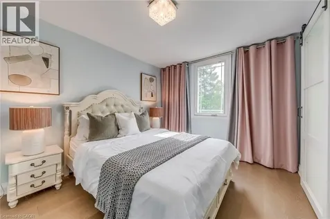 108 Runnymede Road Toronto ON M6S 2Y3