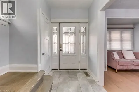108 Runnymede Road Toronto ON M6S 2Y3