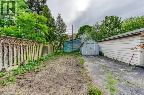 108 Runnymede Road Toronto ON M6S 2Y3