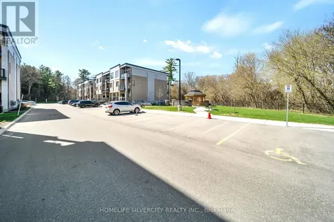 25 Isherwood Avenue Cambridge ON N1R 0E2