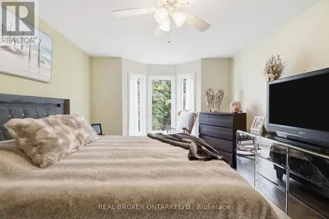 941 Gordon Street Guelph (kortright West) ON N1G 4R9
