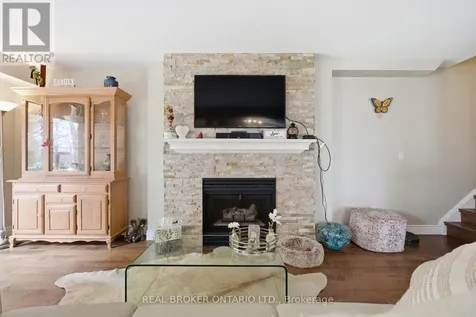 941 Gordon Street Guelph (kortright West) ON N1G 4R9
