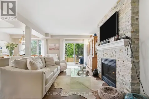 941 Gordon Street Guelph (kortright West) ON N1G 4R9