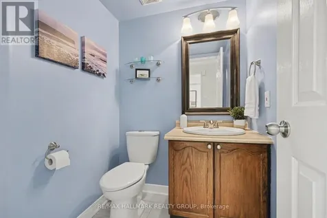 176 Hunterswood Crescent Ottawa ON K1G 5V8