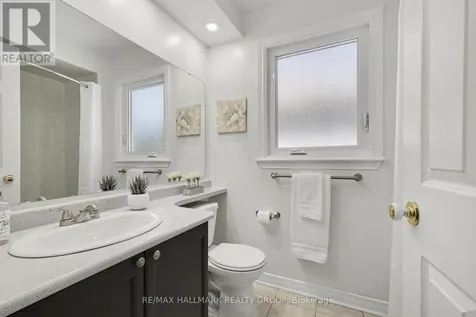 176 Hunterswood Crescent Ottawa ON K1G 5V8