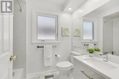 176 Hunterswood Crescent Ottawa ON K1G 5V8