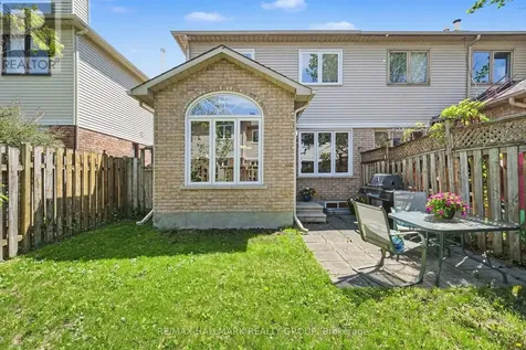 176 Hunterswood Crescent Ottawa ON K1G 5V8