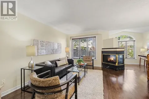 176 Hunterswood Crescent Ottawa ON K1G 5V8