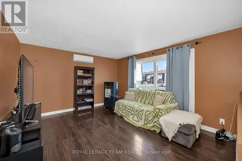 23A Woodvale Green Ottawa ON K2G 4H3
