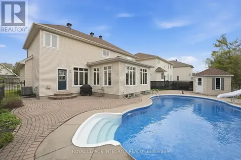 578 Devonwood Circle Ottawa ON K1T 4E6