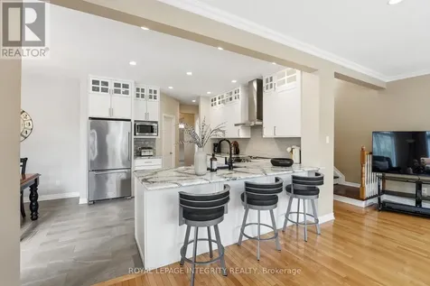 578 Devonwood Circle Ottawa ON K1T 4E6