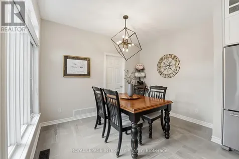 578 Devonwood Circle Ottawa ON K1T 4E6